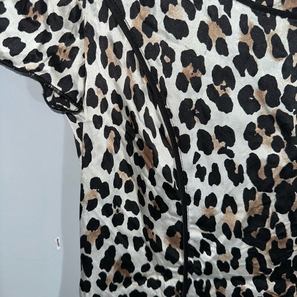 100% silk WHBM animal print blouse - Picture 5 of 7